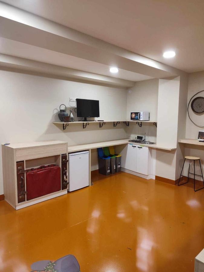 Turoqua Hostel Pontevedra Bagian luar foto