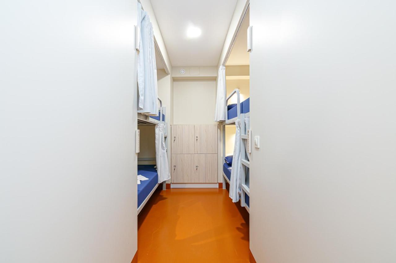 Turoqua Hostel Pontevedra Bagian luar foto