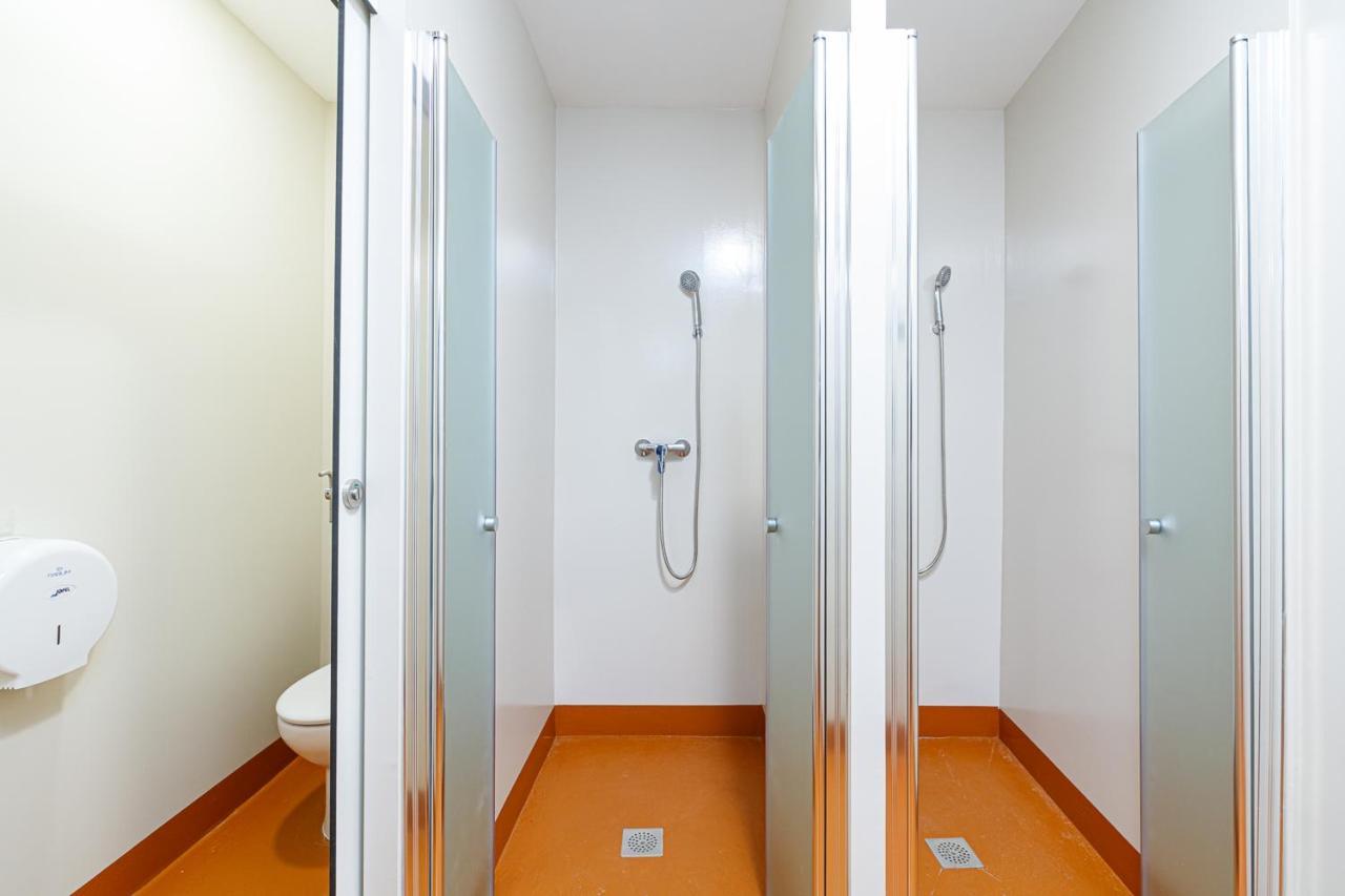 Turoqua Hostel Pontevedra Bagian luar foto