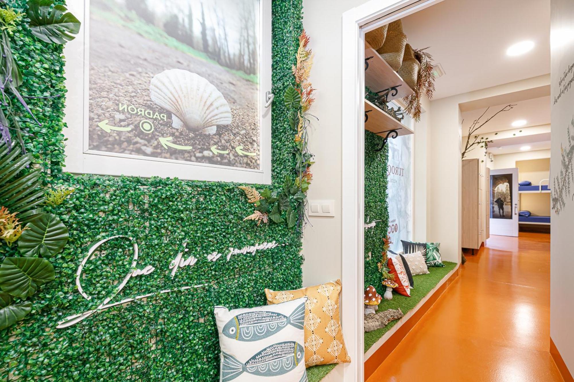 Turoqua Hostel Pontevedra Bagian luar foto